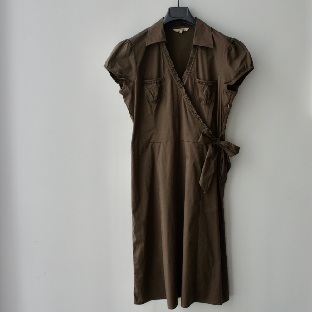 Faux wrap dress with a bow detail